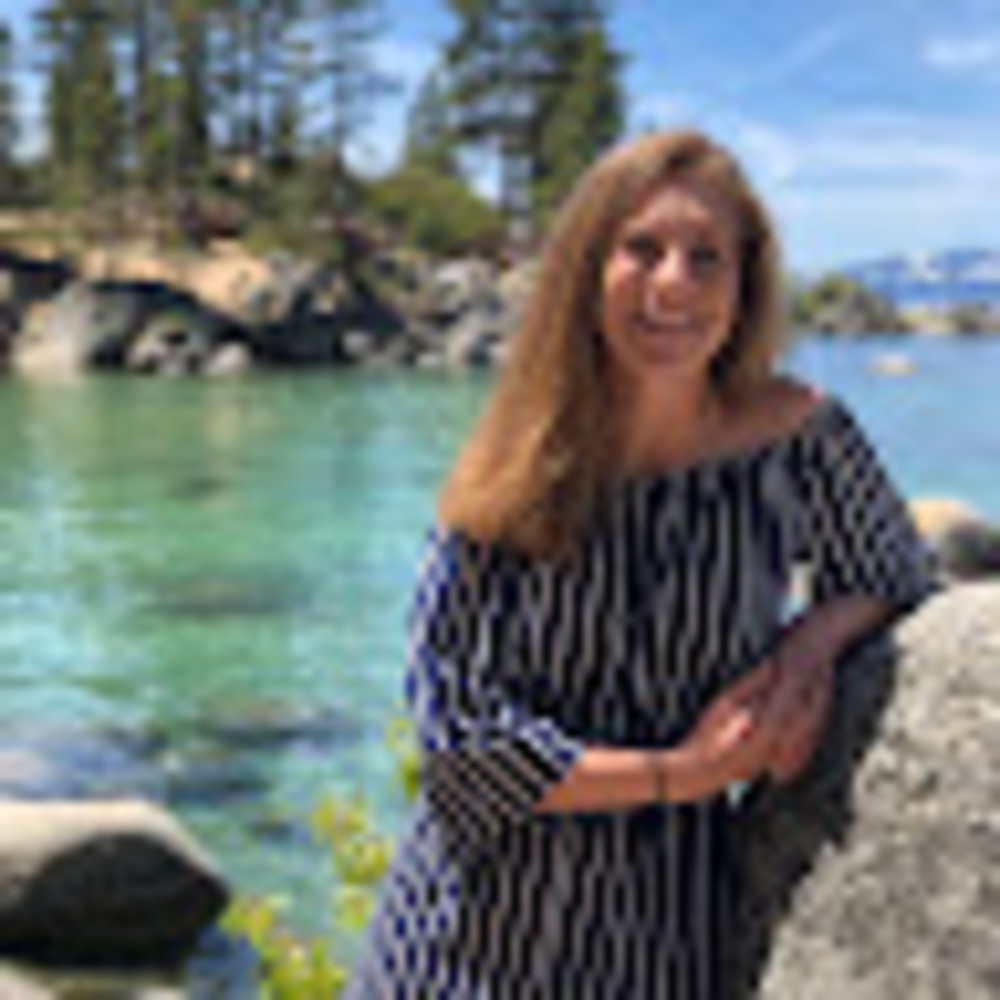 Meet your Posher, Leesy